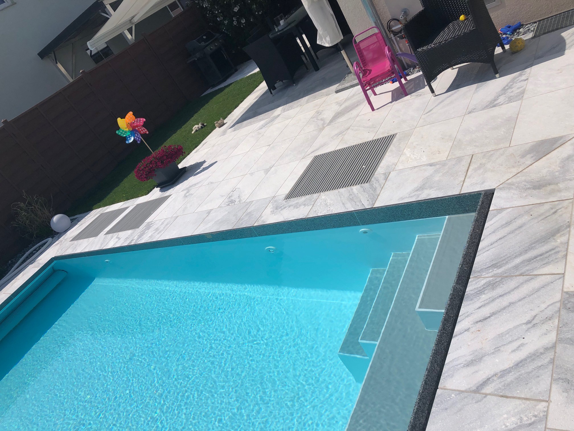 Neubau Schwimmbecken